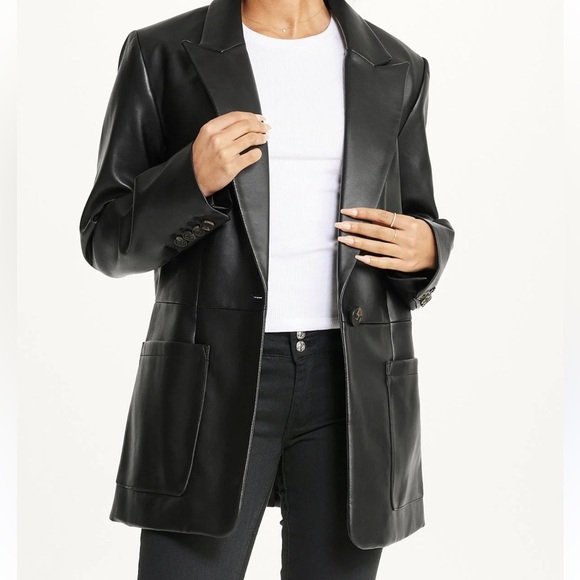 BNWT BCBG Notch Collar Vegan Leather Blazer Jacket/Coat - Picture 1 of 8
